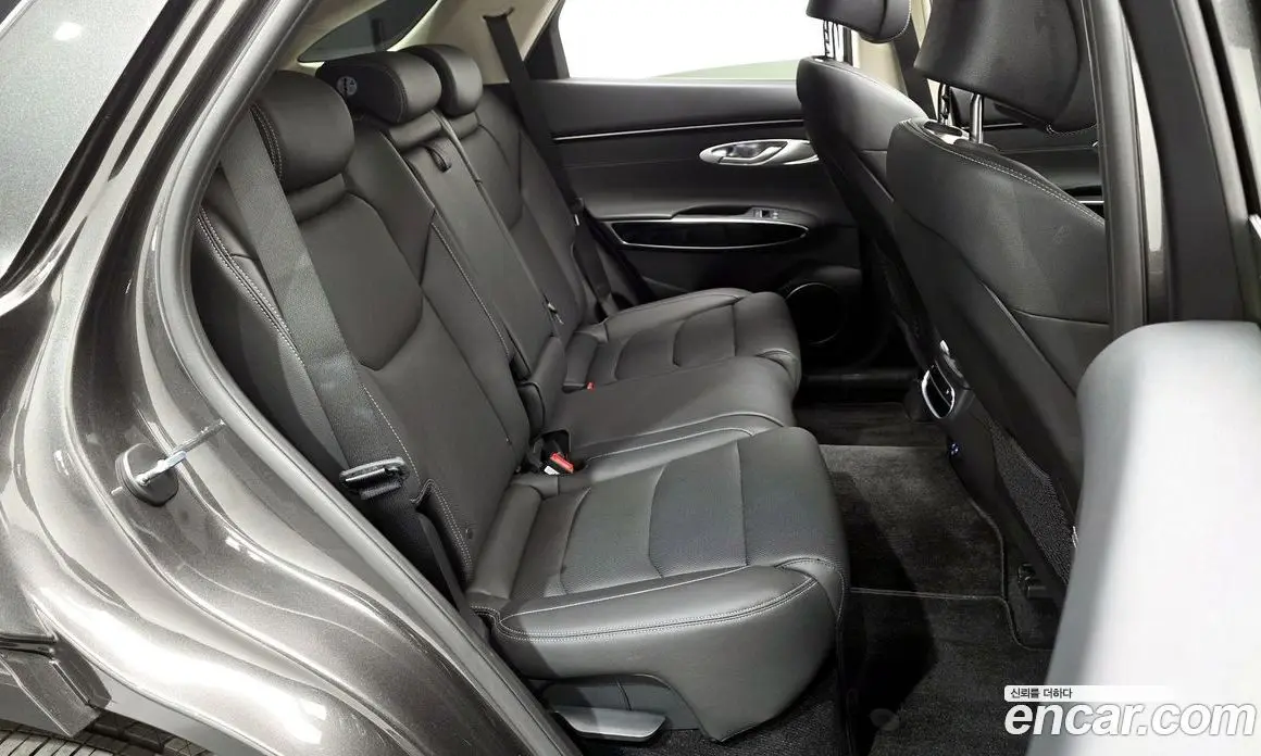 Genesis GV70 2023 2.5 автомат (гидро), фото 17