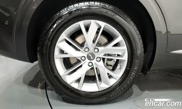 Genesis GV70 2023 2.5 автомат (гидро), миниатюра 5