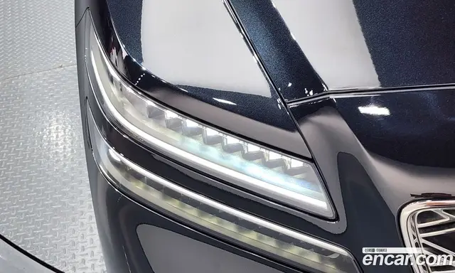 Genesis GV80 2024 2.5 автомат (гидро), миниатюра 8