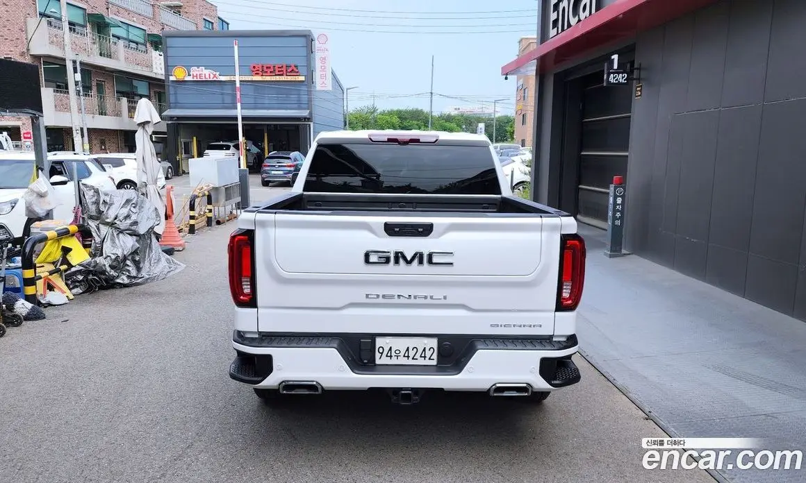 GMC Sierra 2024 6.2 автомат (гидро), фото 4