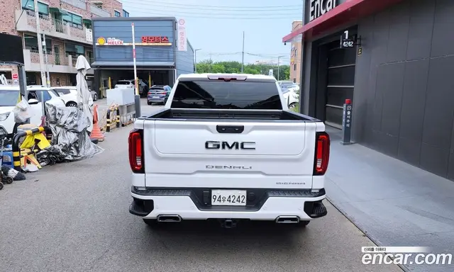 GMC Sierra 2024 6.2 автомат (гидро), миниатюра 4