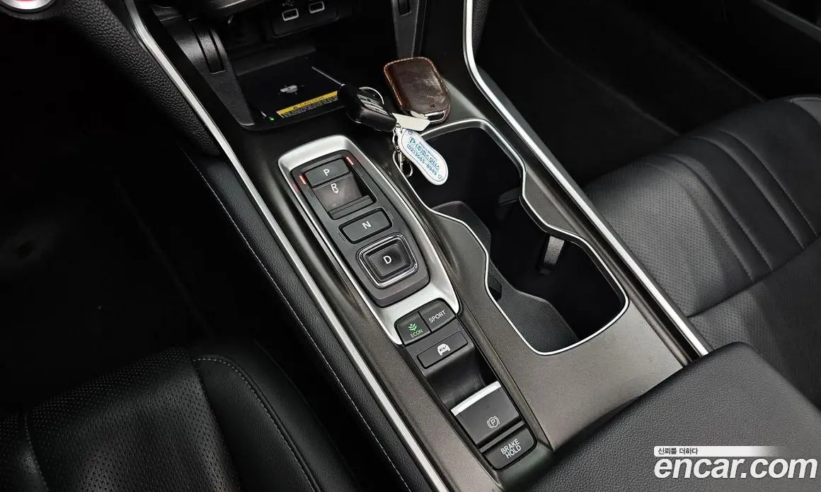 Honda Accord 2022 2.0 автомат (гидро), фото 12