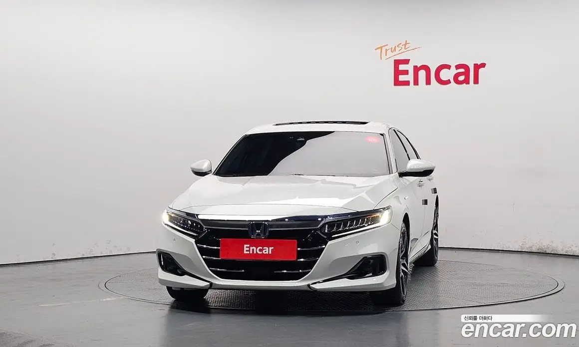 Honda Accord 2022 2.0 автомат (гидро), фото 3