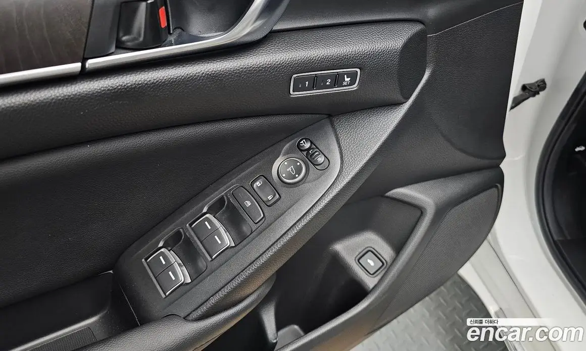Honda Accord 2022 2.0 автомат (гидро), фото 23