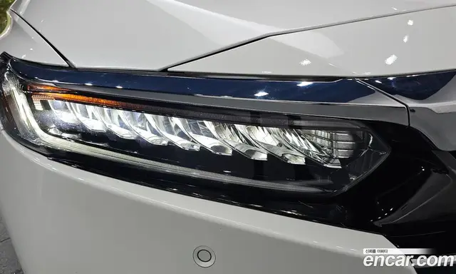 Honda Accord 2022 2.0 автомат (гидро), миниатюра 8
