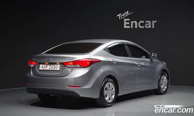 Hyundai Avante 2015 1.6 автомат (гидро), миниатюра 2