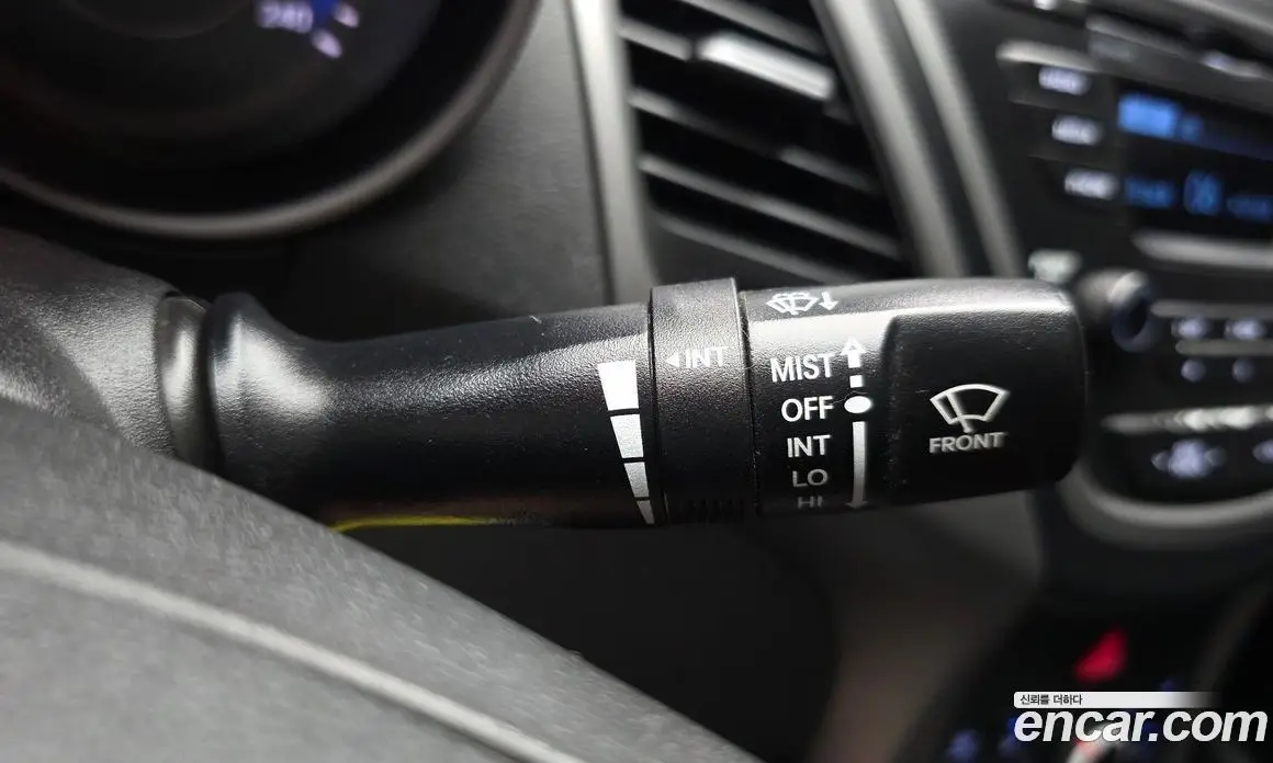 Hyundai Avante 2015 1.6 автомат (гидро), фото 23