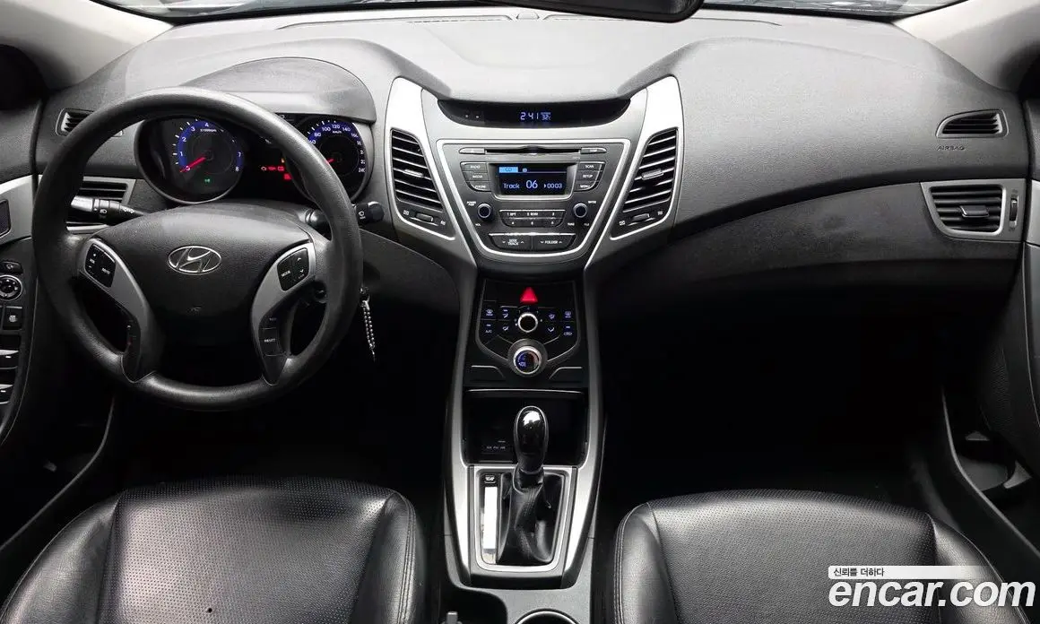 Hyundai Avante 2015 1.6 автомат (гидро), фото 10