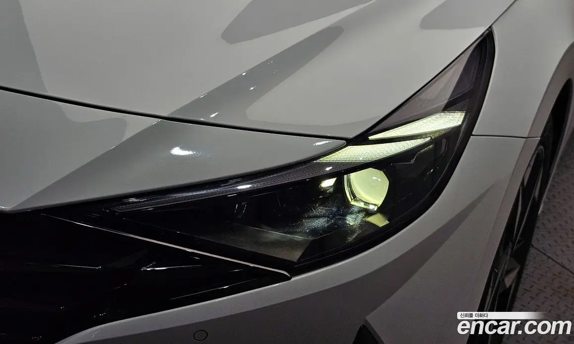 Hyundai Avante 2022 1.6 автомат (гидро), фото 8