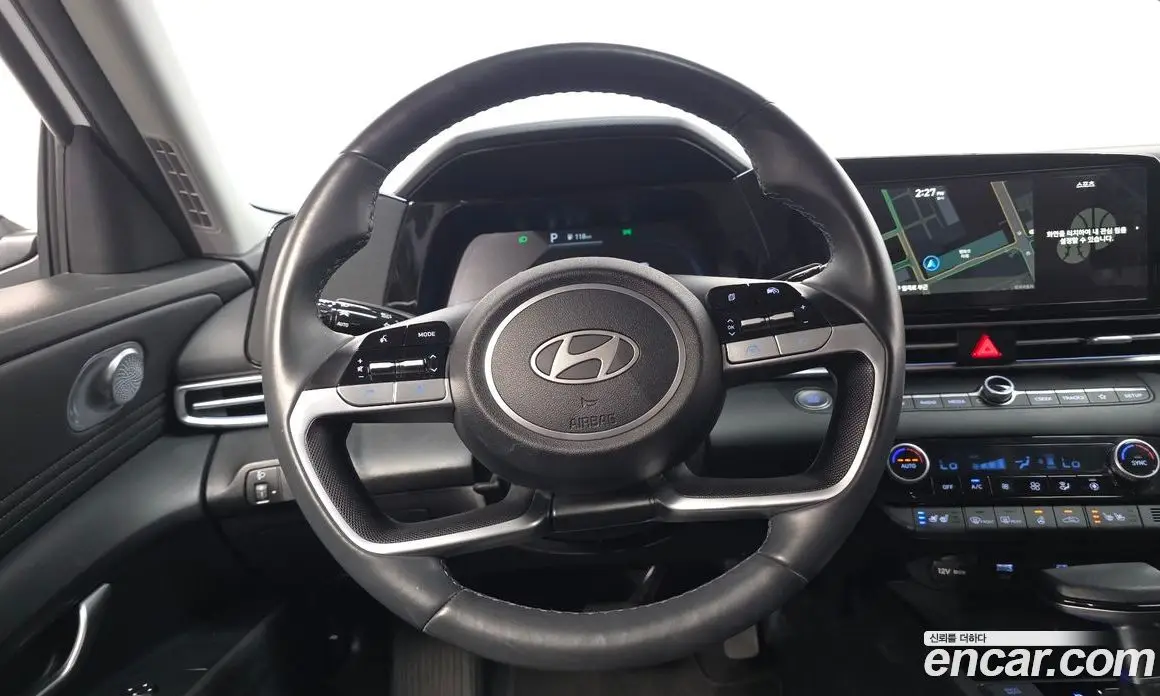 Hyundai Avante 2024 1.6 автомат (гидро), фото 13