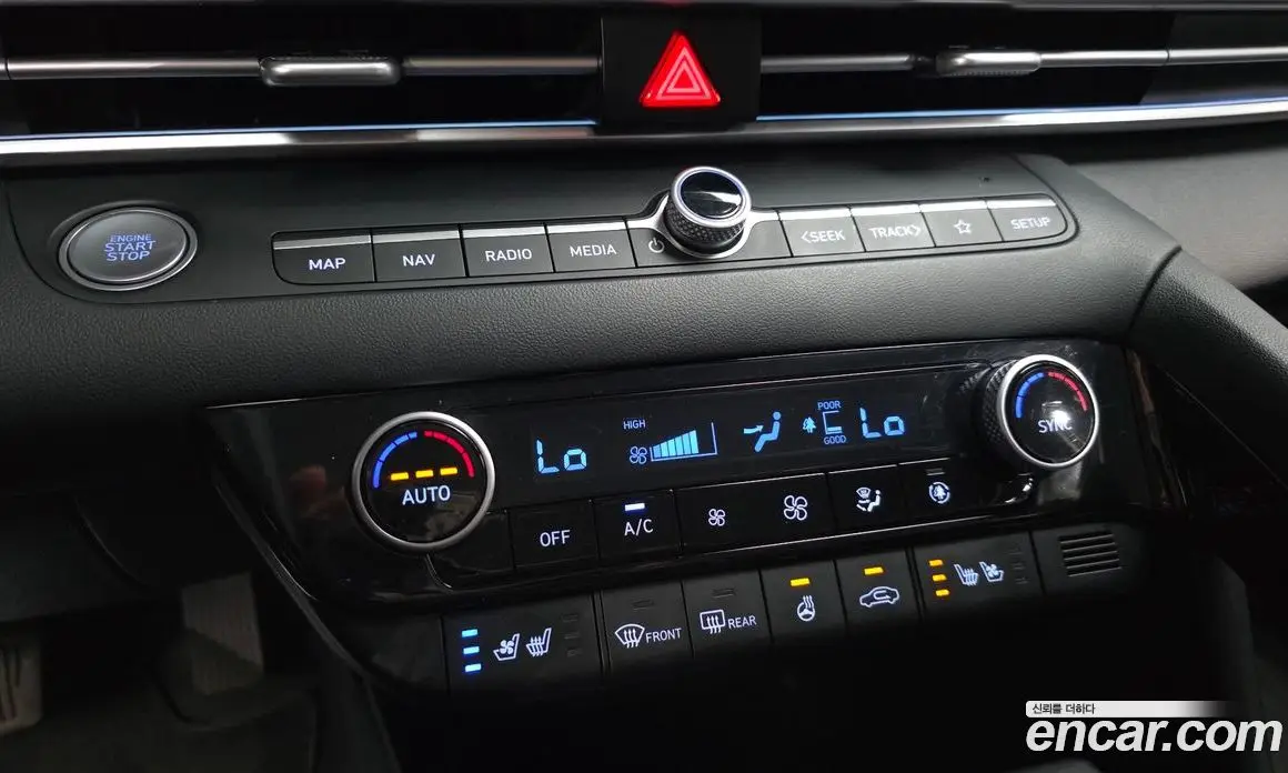 Hyundai Avante 2024 1.6 автомат (гидро), фото 17