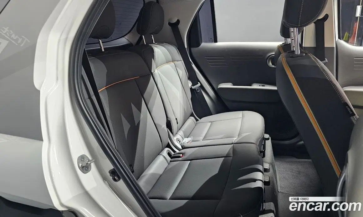Hyundai Casper 2022 1.0 автомат (гидро), фото 18