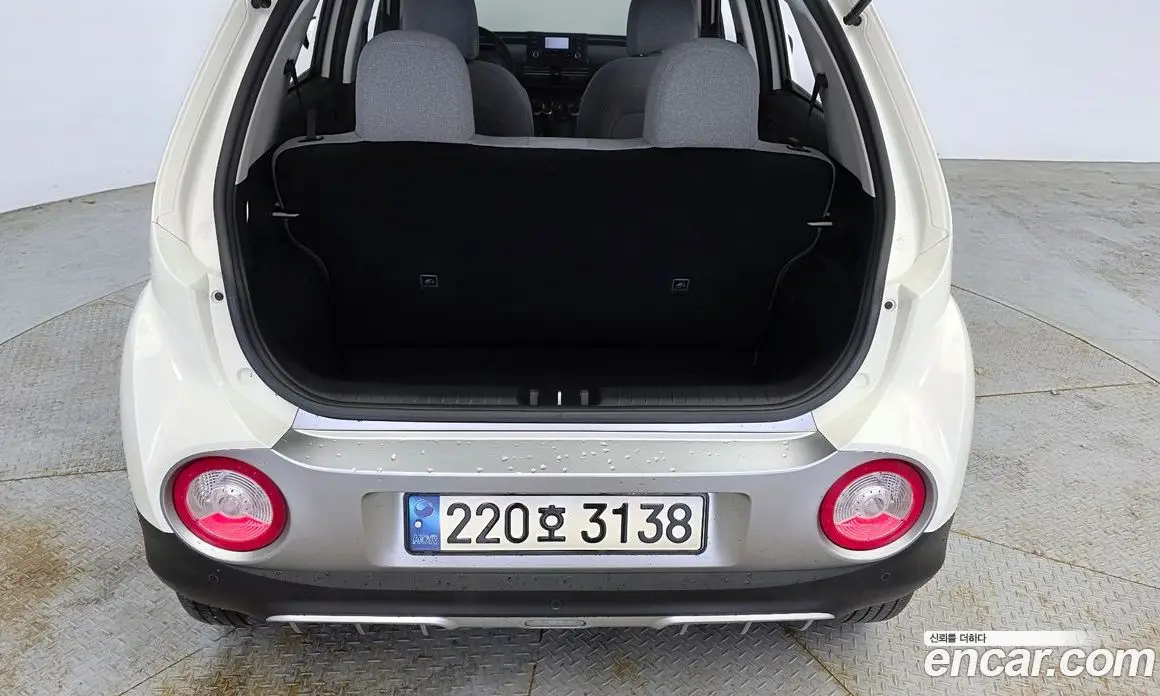 Hyundai Casper 2023 1.0 автомат (гидро), фото 21