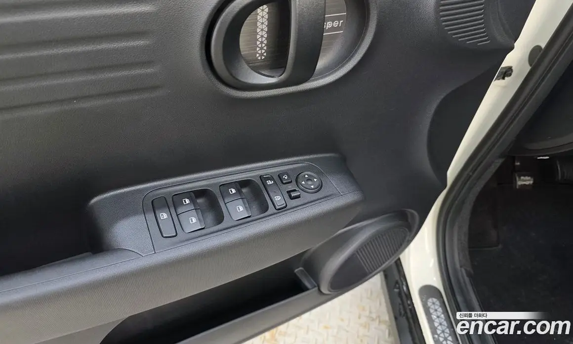 Hyundai Casper 2023 1.0 автомат (гидро), фото 25