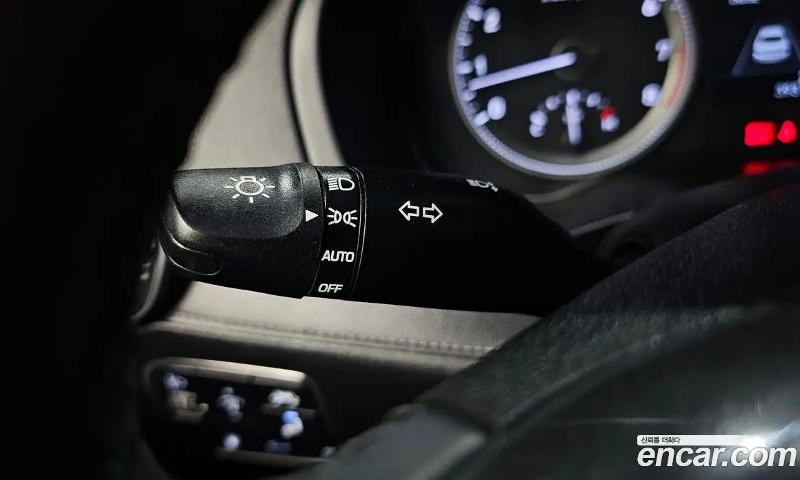 Hyundai Grandeur 2017 2.4 автомат (гидро), фото 17