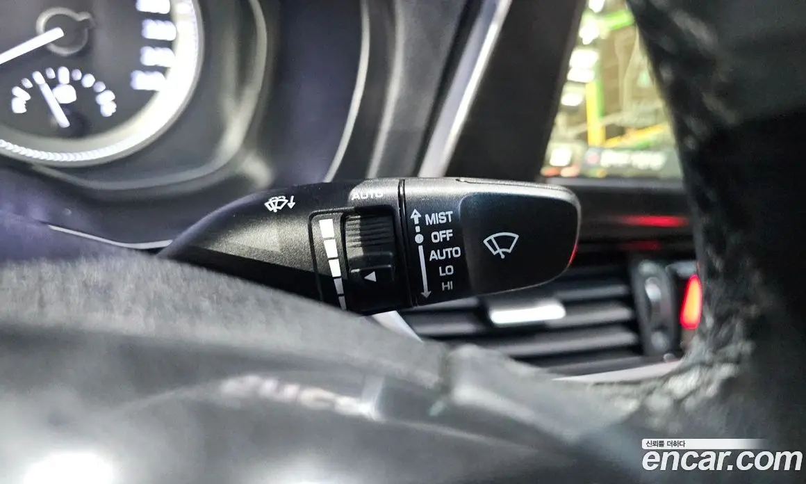 Hyundai Grandeur 2017 2.4 автомат (гидро), фото 19