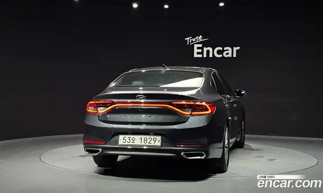 Hyundai Grandeur 2017 2.4 автомат (гидро), миниатюра 4