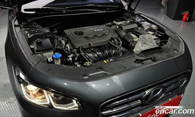 Hyundai Grandeur 2017 2.4 автомат (гидро), миниатюра 6
