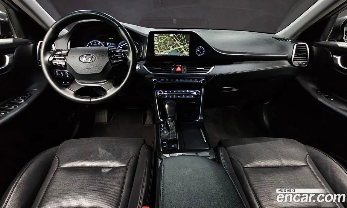 Hyundai Grandeur 2017 2.4 автомат (гидро), фото 7