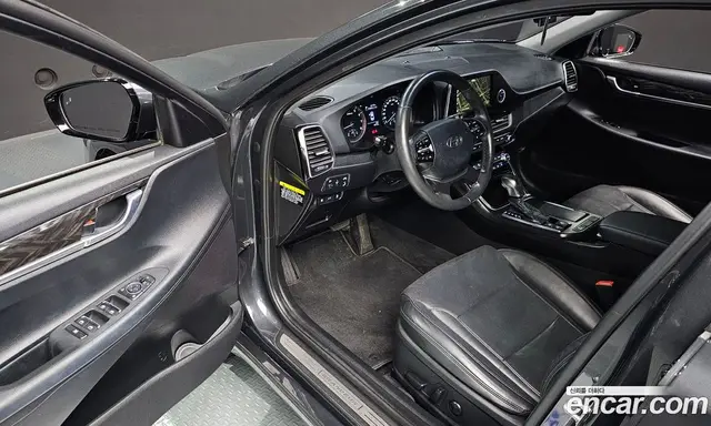 Hyundai Grandeur 2017 2.4 автомат (гидро), миниатюра 10