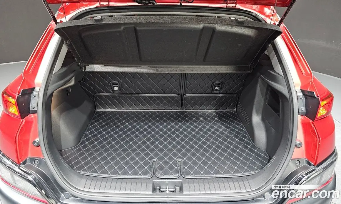Hyundai Kona 2022 1.6 автомат (гидро), фото 20