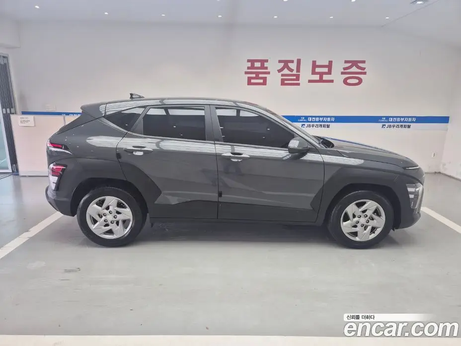 Hyundai Kona 2024 1.6 автомат (гидро), фото 8