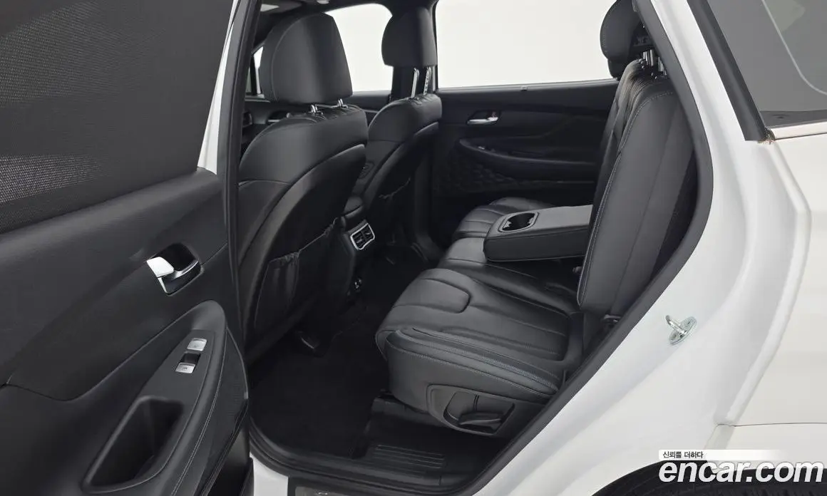 Hyundai Santa Fe 2021 1.6 автомат (гидро), фото 11
