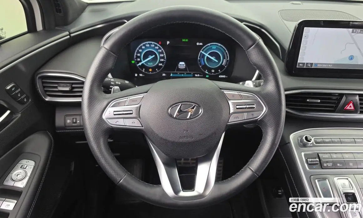 Hyundai Santa Fe 2021 1.6 автомат (гидро), фото 13