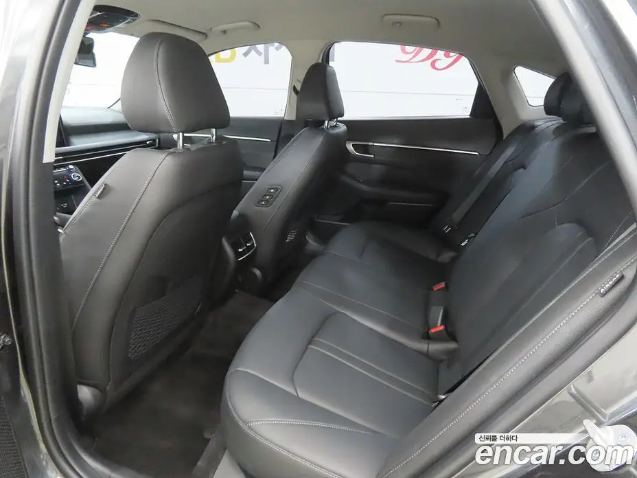 Hyundai Sonata 2024 2.0 автомат (гидро), фото 6
