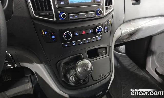 Hyundai Starex 2016 2.5 механика, миниатюра 9