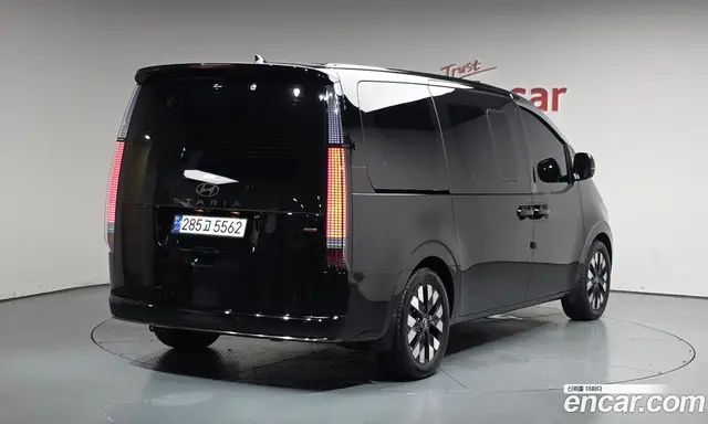 Hyundai Staria, 2024, 18 456 км