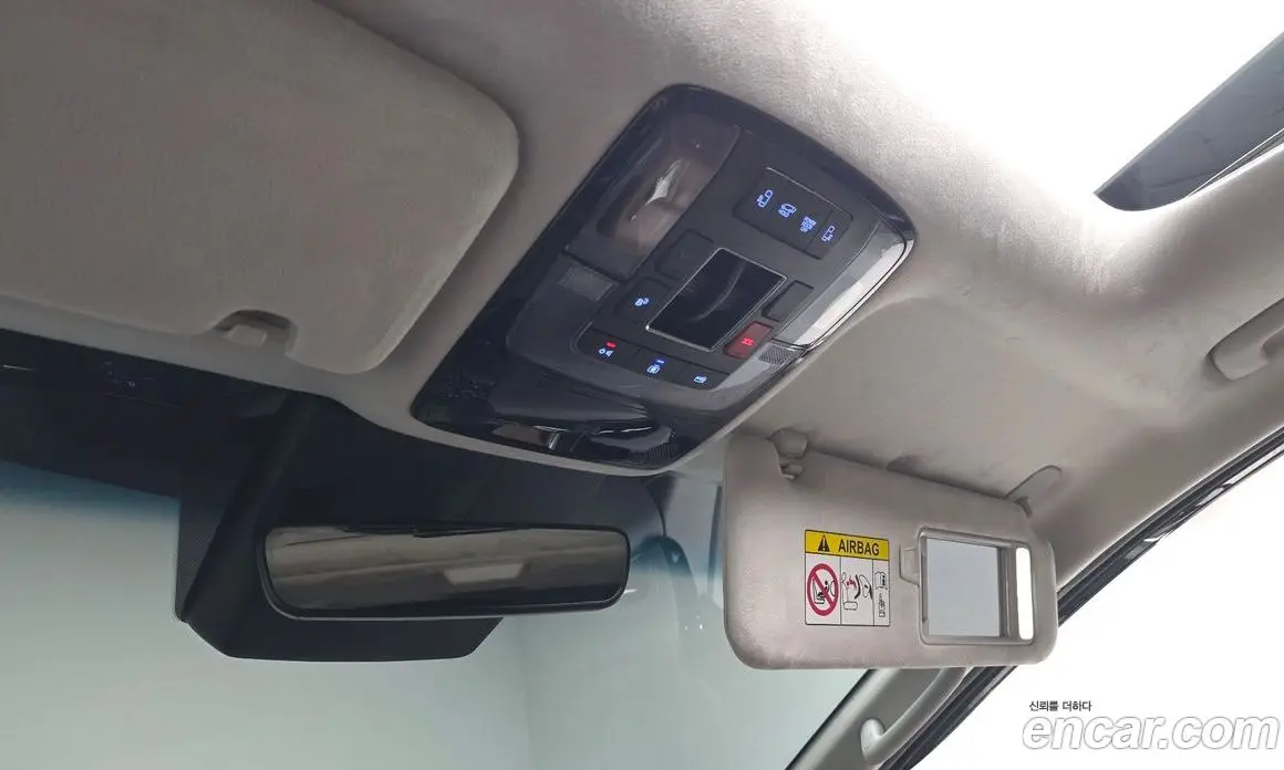 Hyundai Staria 2024 2.2 автомат (гидро), фото 28