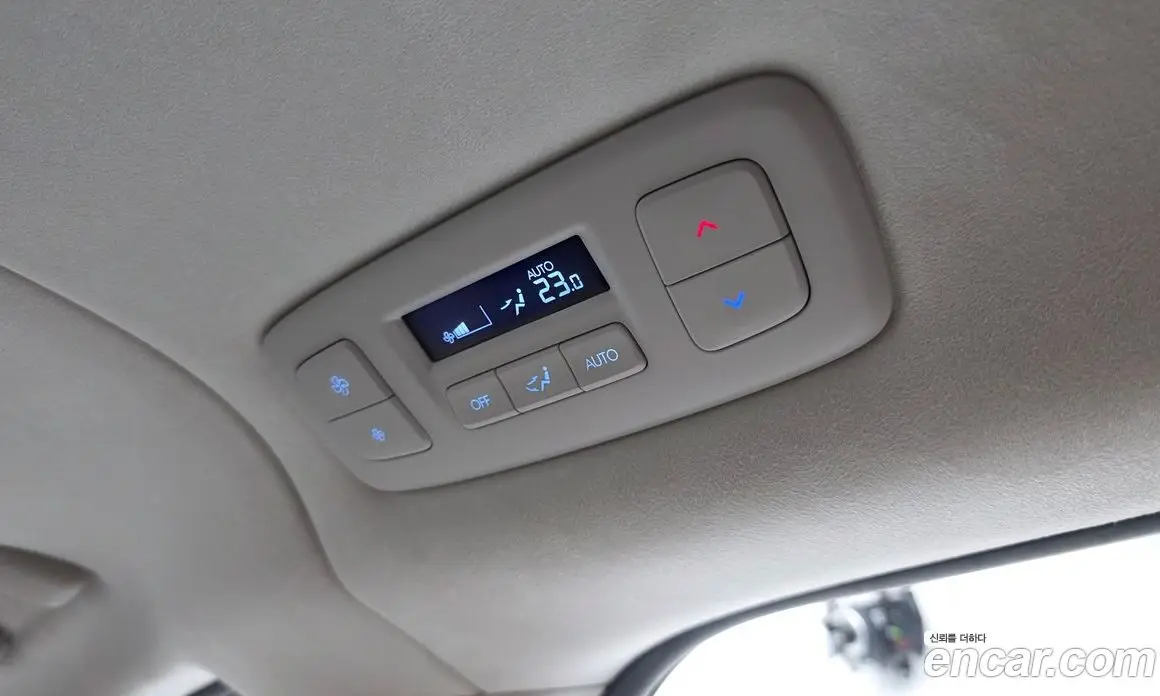 Hyundai Staria 2024 2.2 автомат (гидро), фото 30