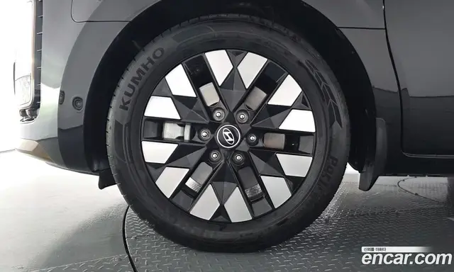 Hyundai Staria 2024 2.2 автомат (гидро), миниатюра 4