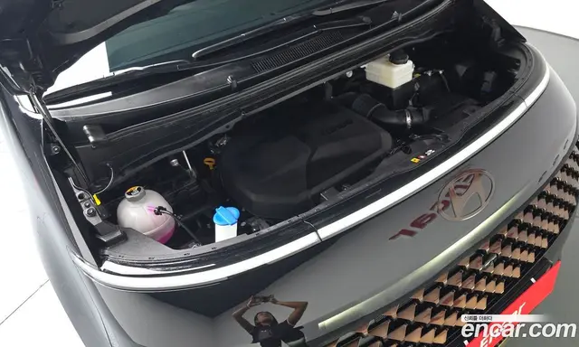 Hyundai Staria 2024 2.2 автомат (гидро), миниатюра 5
