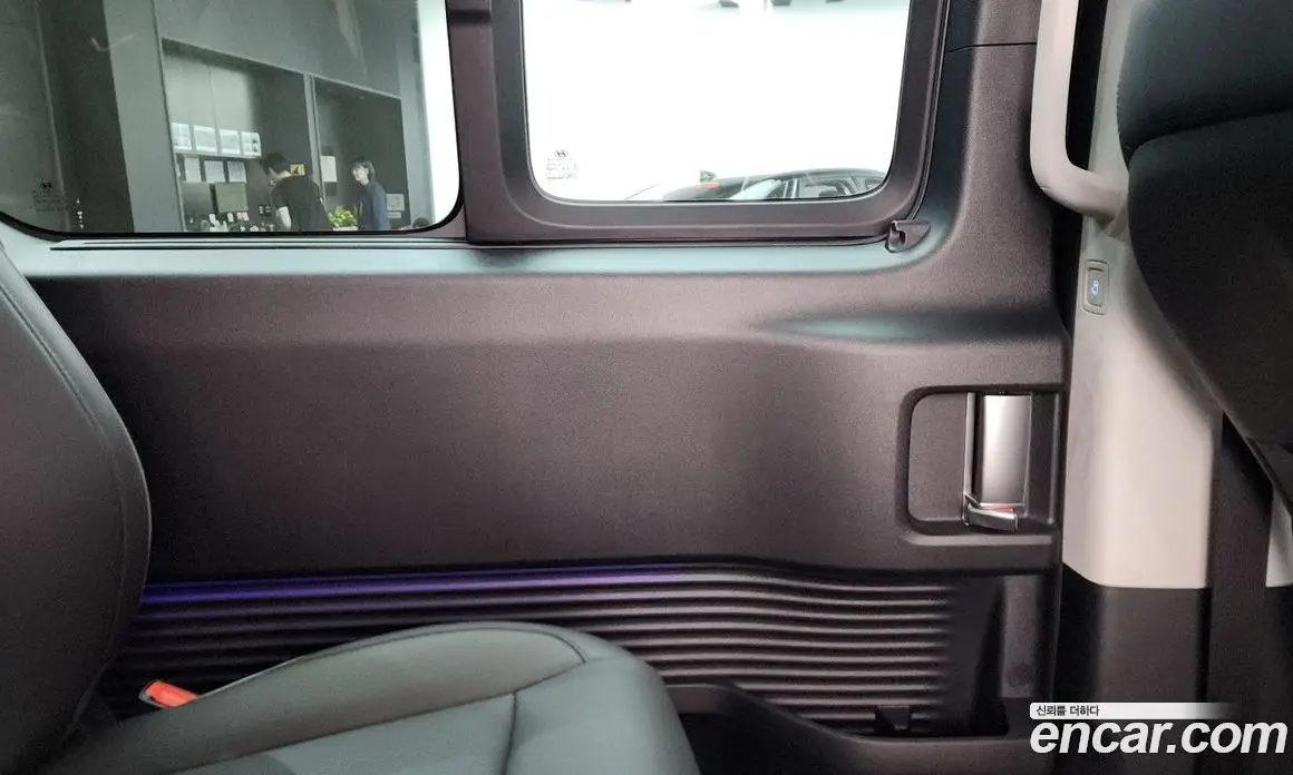Hyundai Staria 2025 2.2 автомат (гидро), фото 14