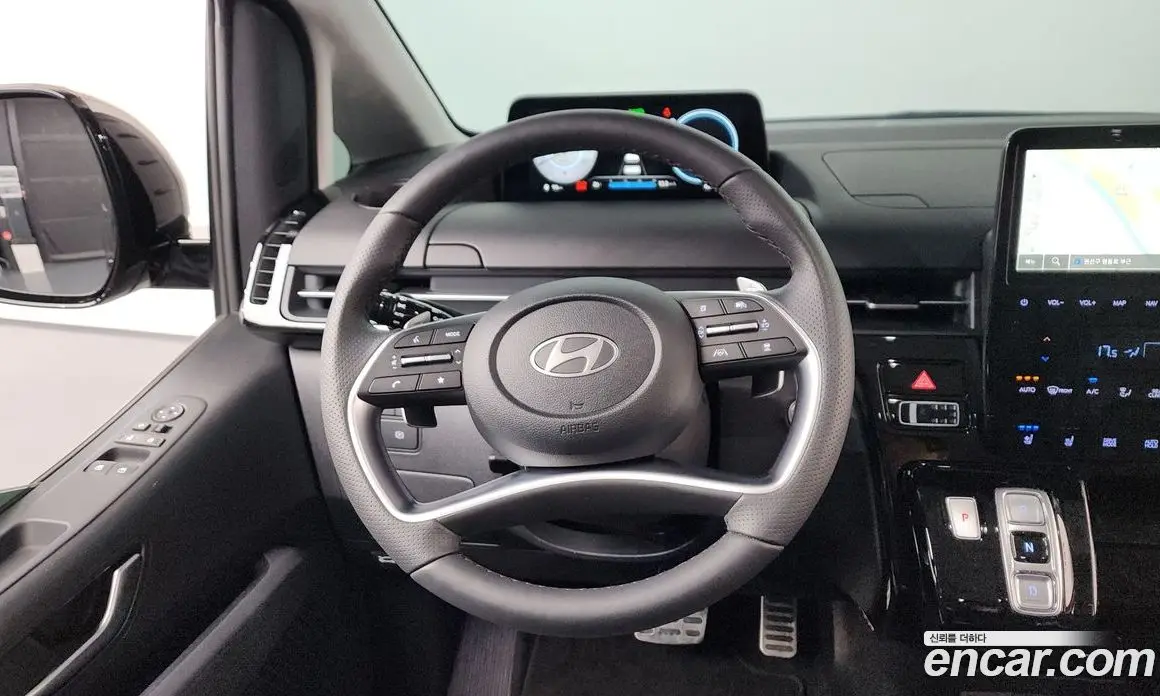 Hyundai Staria 2025 2.2 автомат (гидро), фото 18