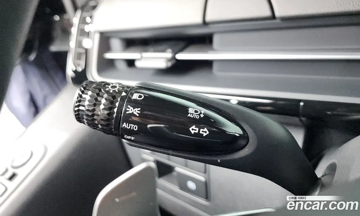 Hyundai Staria 2025 2.2 автомат (гидро), фото 24