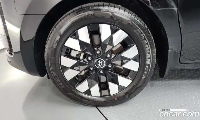 Hyundai Staria 2025 2.2 автомат (гидро), миниатюра 4