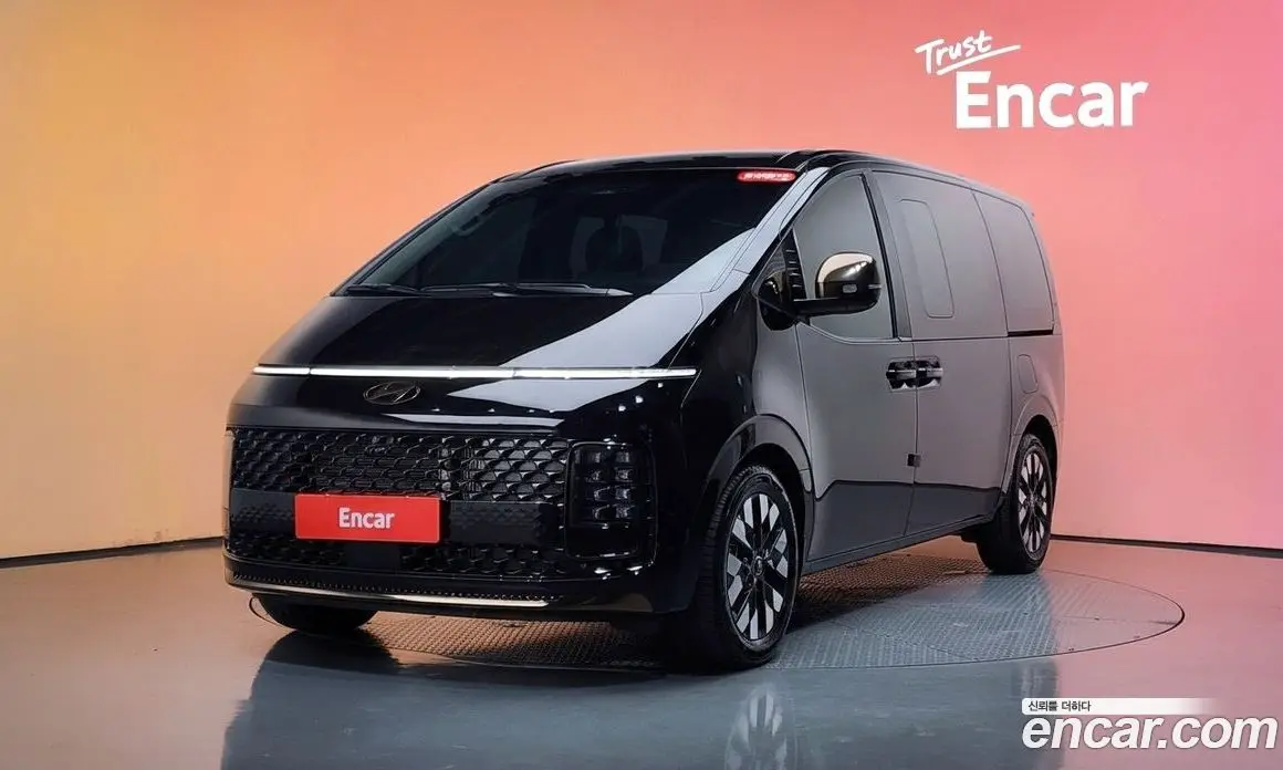 Hyundai Staria 2025 2.2 автомат (гидро), фото 35