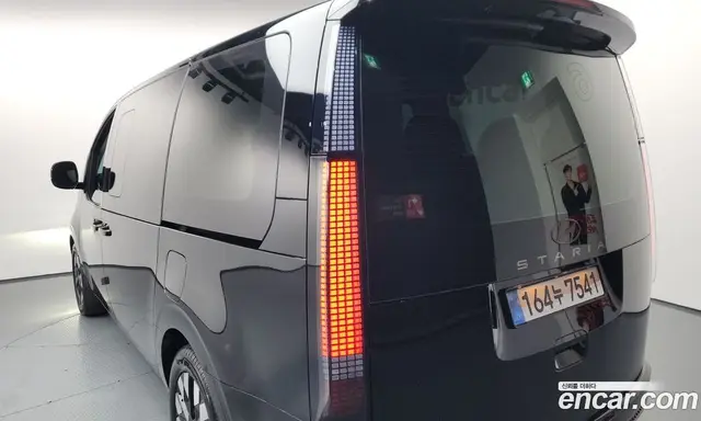 Hyundai Staria 2025 2.2 автомат (гидро), миниатюра 8