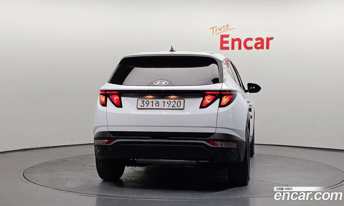 Hyundai Tucson 2022 1.6 автомат (гидро), фото 4