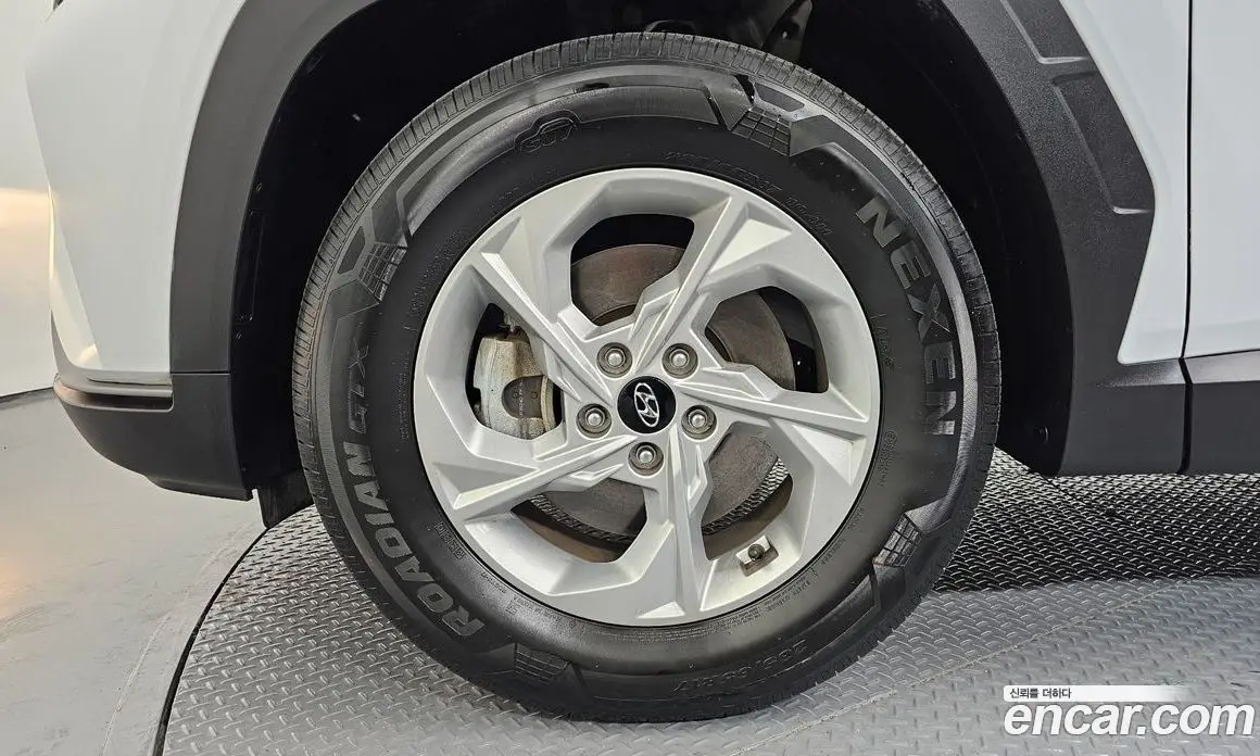 Hyundai Tucson 2022 1.6 автомат (гидро), фото 5