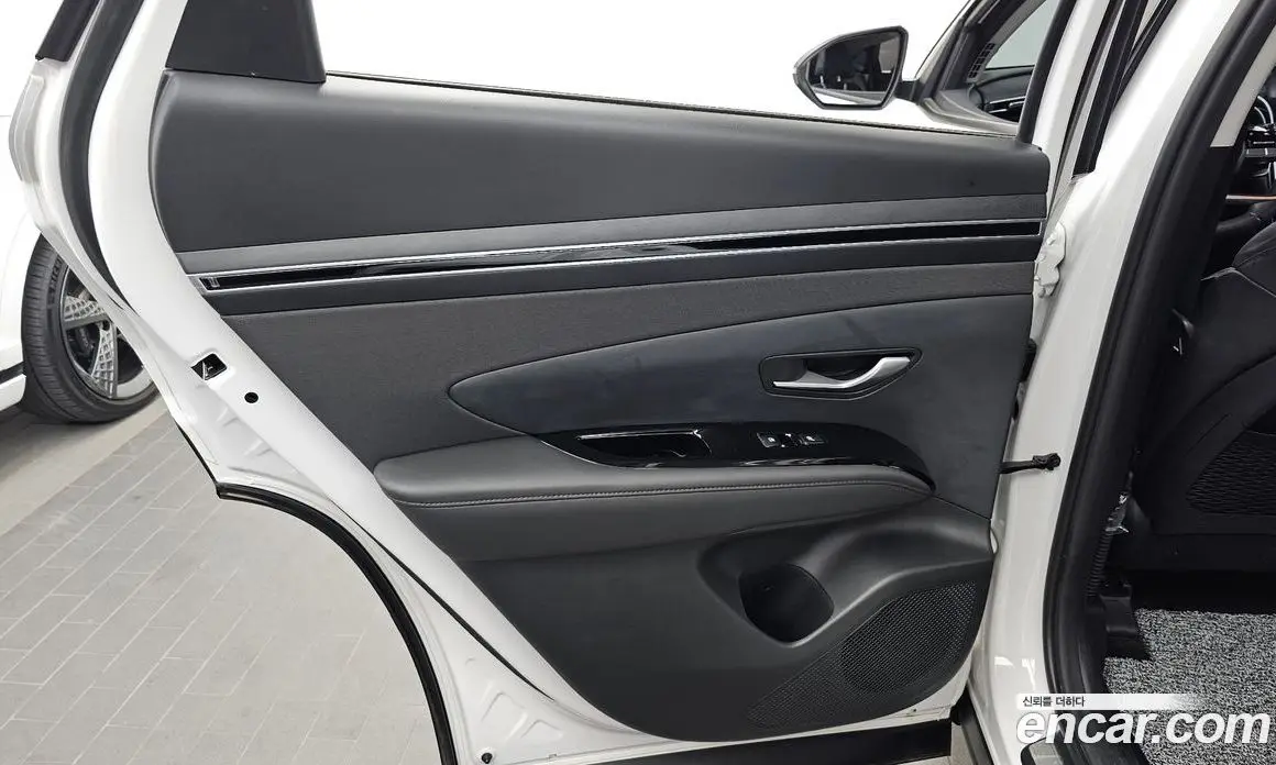 Hyundai Tucson 2022 1.6 автомат (гидро), фото 15
