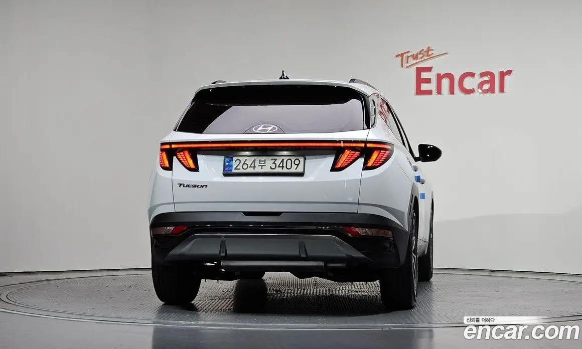 Hyundai Tucson 2022 1.6 автомат (гидро), фото 4