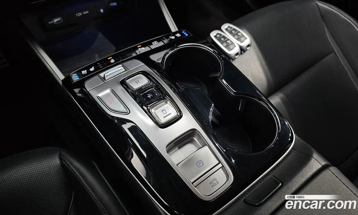 Hyundai Tucson 2022 1.6 автомат (гидро), фото 12