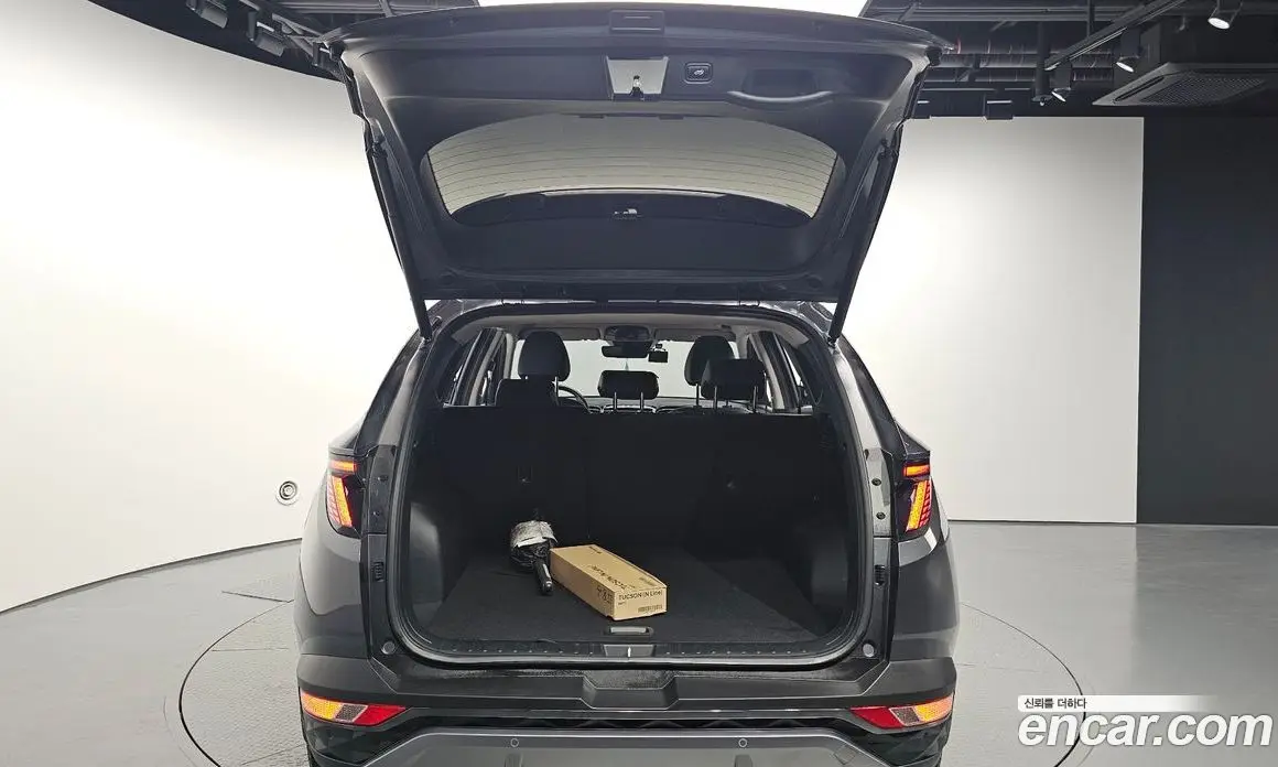 Hyundai Tucson 2022 1.6 автомат (гидро), фото 26