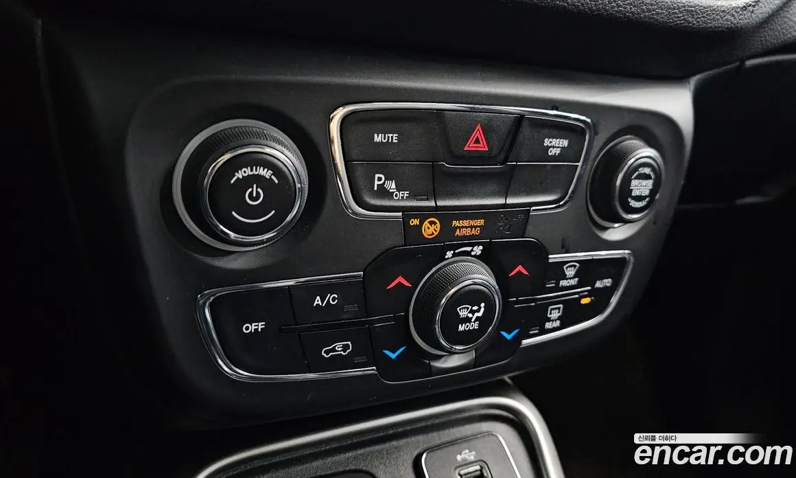 Jeep Compass 2018 2.4 автомат (гидро), фото 27