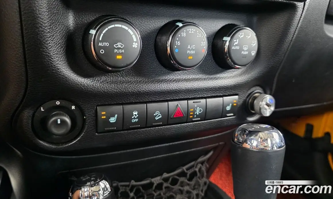 Jeep Wrangler 2013 2.8 автомат (гидро), фото 15