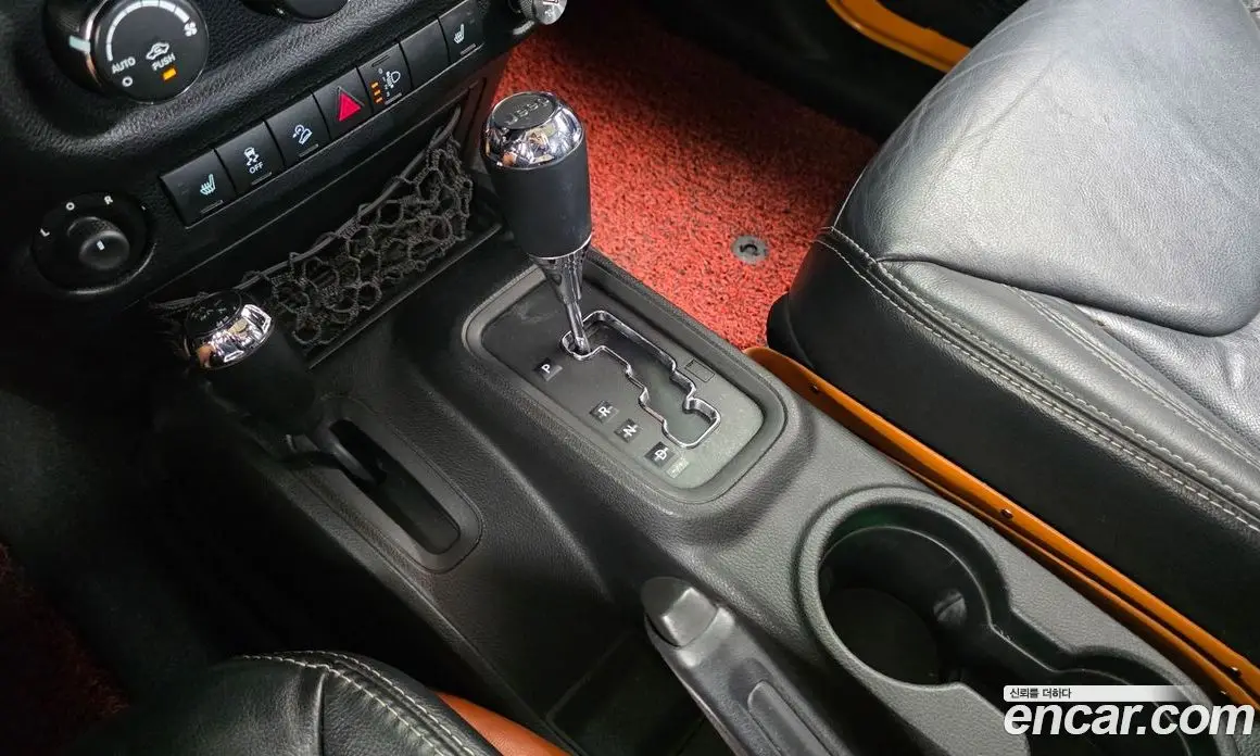 Jeep Wrangler 2013 2.8 автомат (гидро), фото 9